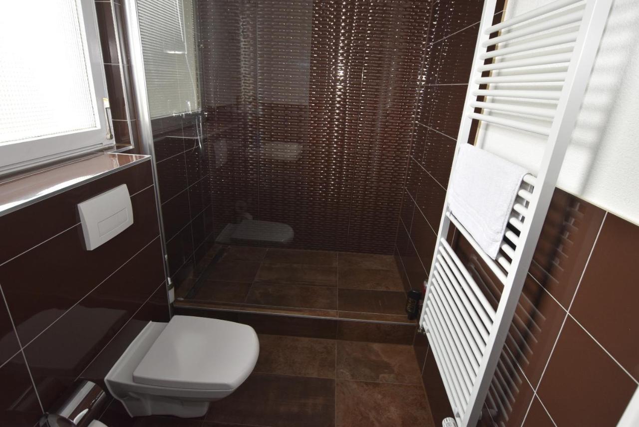 Nuertingen Zimmer Exteriér fotografie