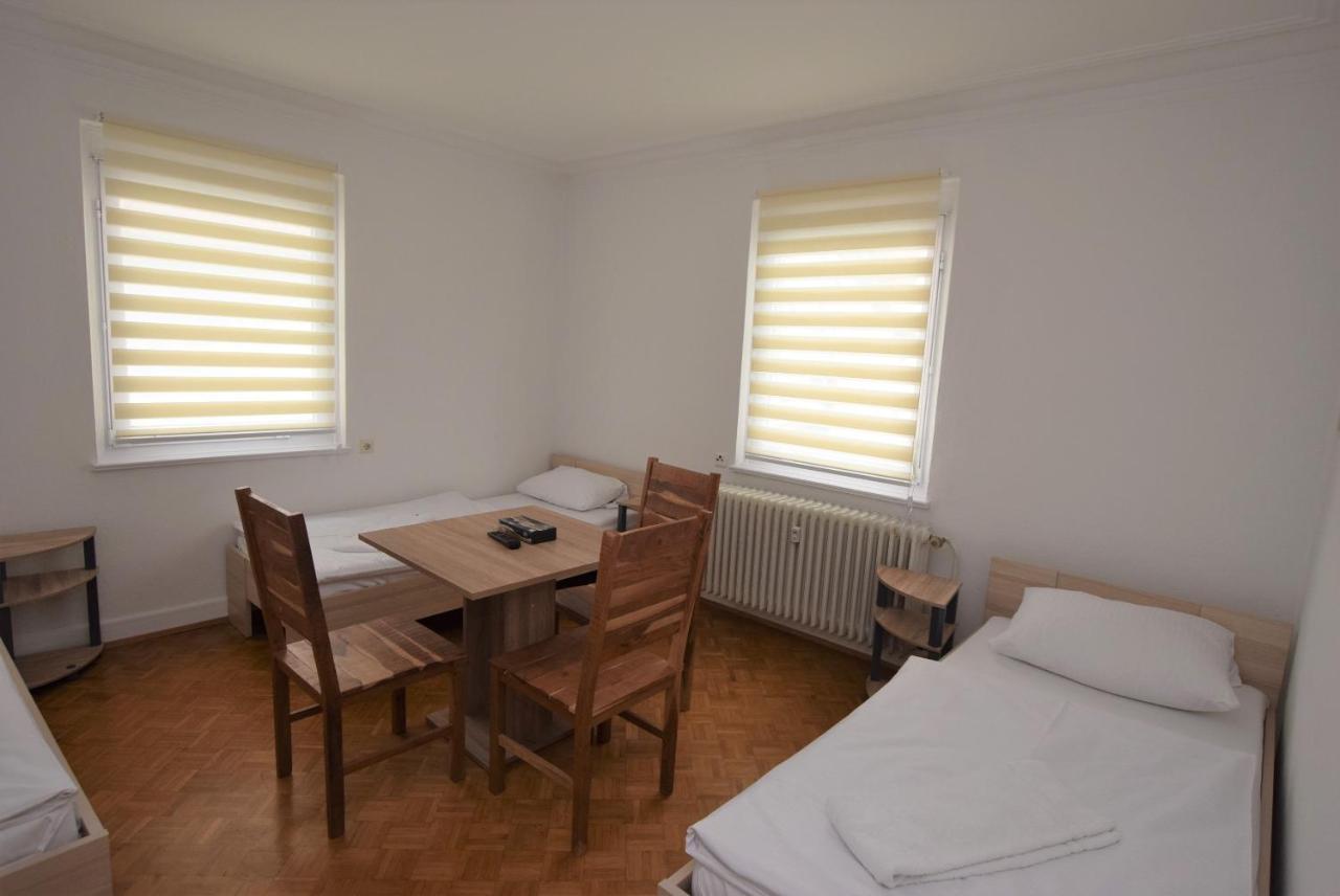 Nuertingen Zimmer Exteriér fotografie