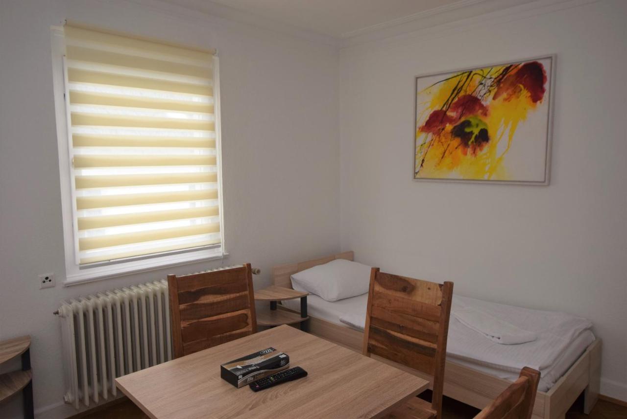 Nuertingen Zimmer Exteriér fotografie