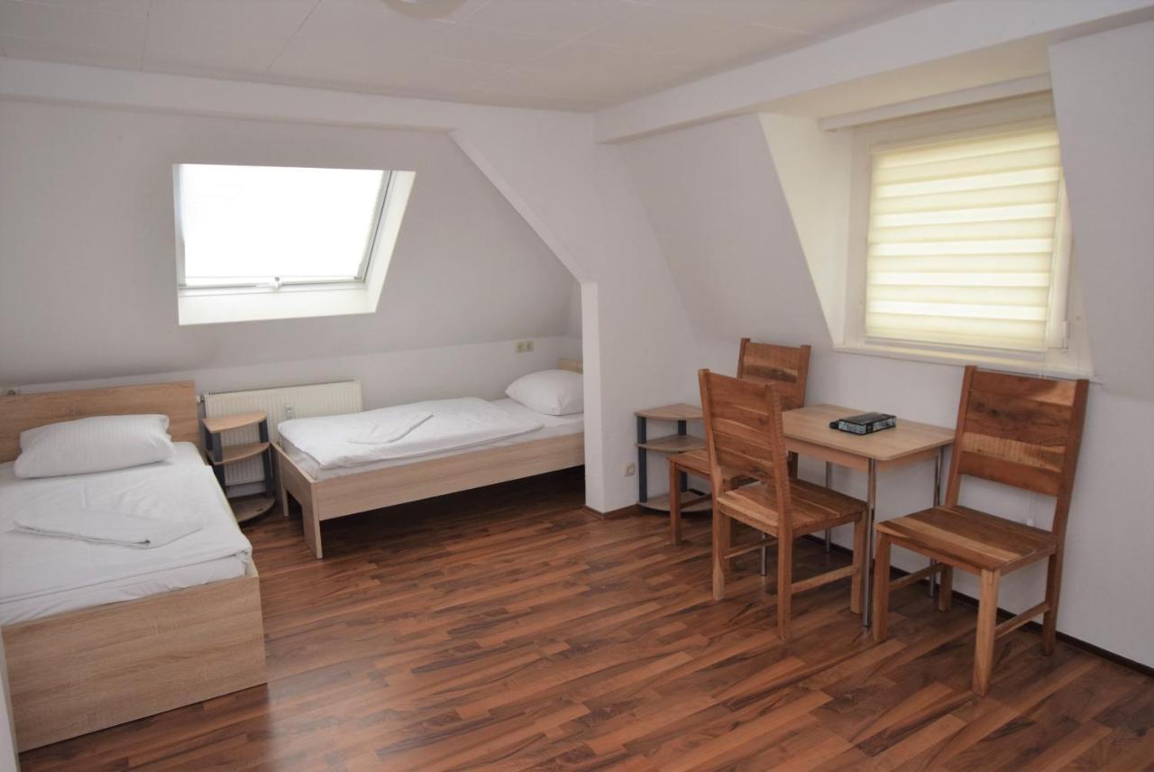 Nuertingen Zimmer Exteriér fotografie
