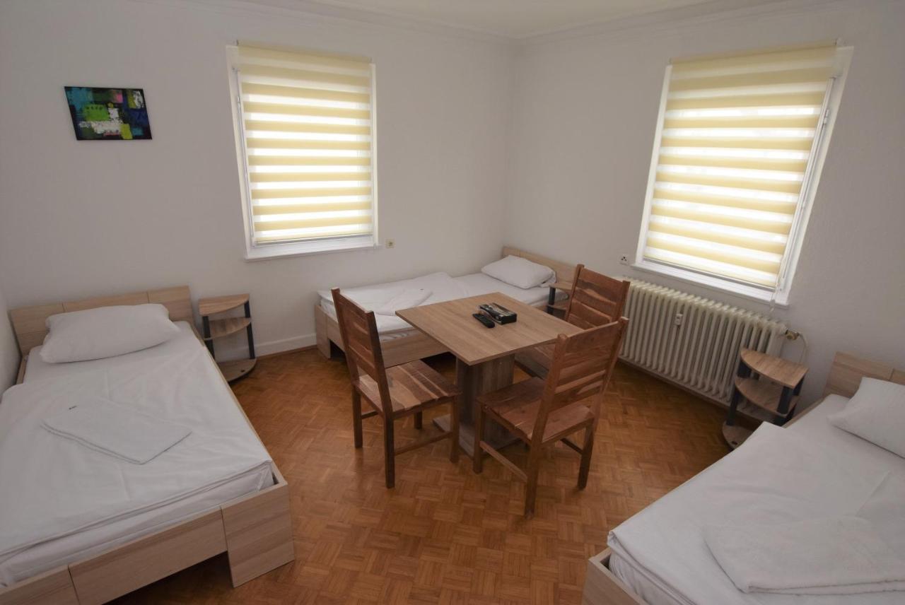Nuertingen Zimmer Exteriér fotografie